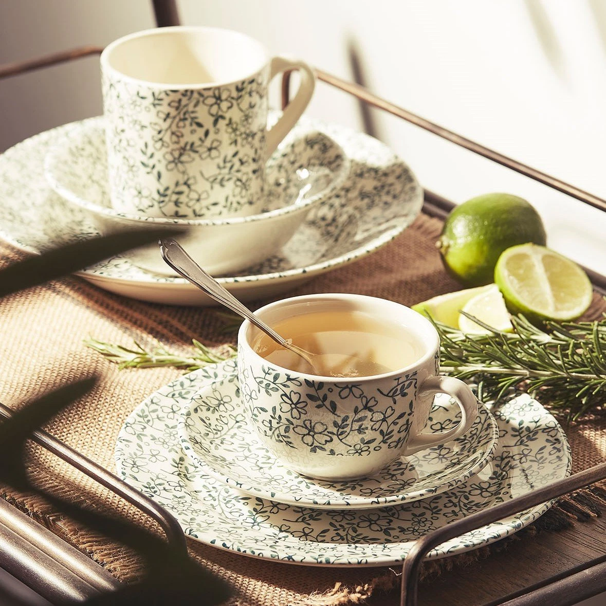 Comptoir De Famille Coupelle En Faïence Vert D15.5cm - P'tites Fleurs 6 Comptoir De Famille Coupelle En Faïence Vert D15.5cm - P'tites Fleurs – Image 4