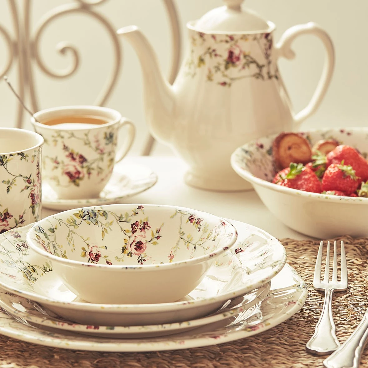 Comptoir De Famille Tasse Et Sous-tasse En Faïence Multicolore - P'tites Fleurs 6 Comptoir De Famille Tasse Et Sous-tasse En Faïence Multicolore - P'tites Fleurs – Image 4